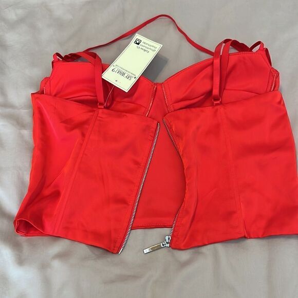 NWT Say what? Red size large zip back adjustable spaghetti strap camisole - Picture 4 of 15